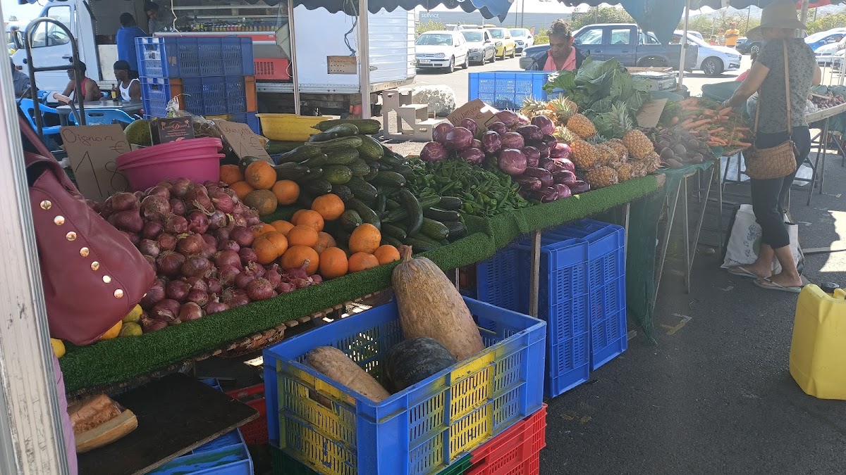 Marché forrain du dimanche matin