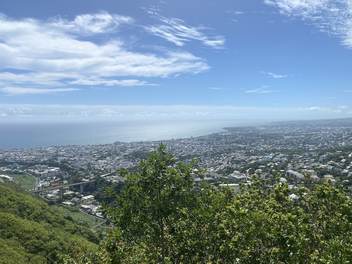 Point de vue des rampes de la montagne